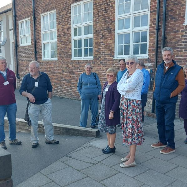 Small group between the main building and D block, which is now known as the Medway